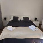 Leen Dubrovnik *