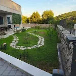 Leen Dubrovnik * Thurinici