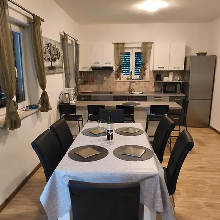 Leen Dubrovnik Thurinici